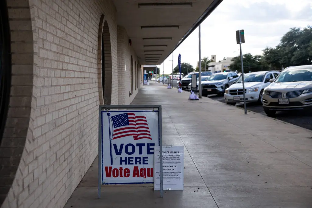 Milioane de americani au votat înainte de ziua alegerilor
