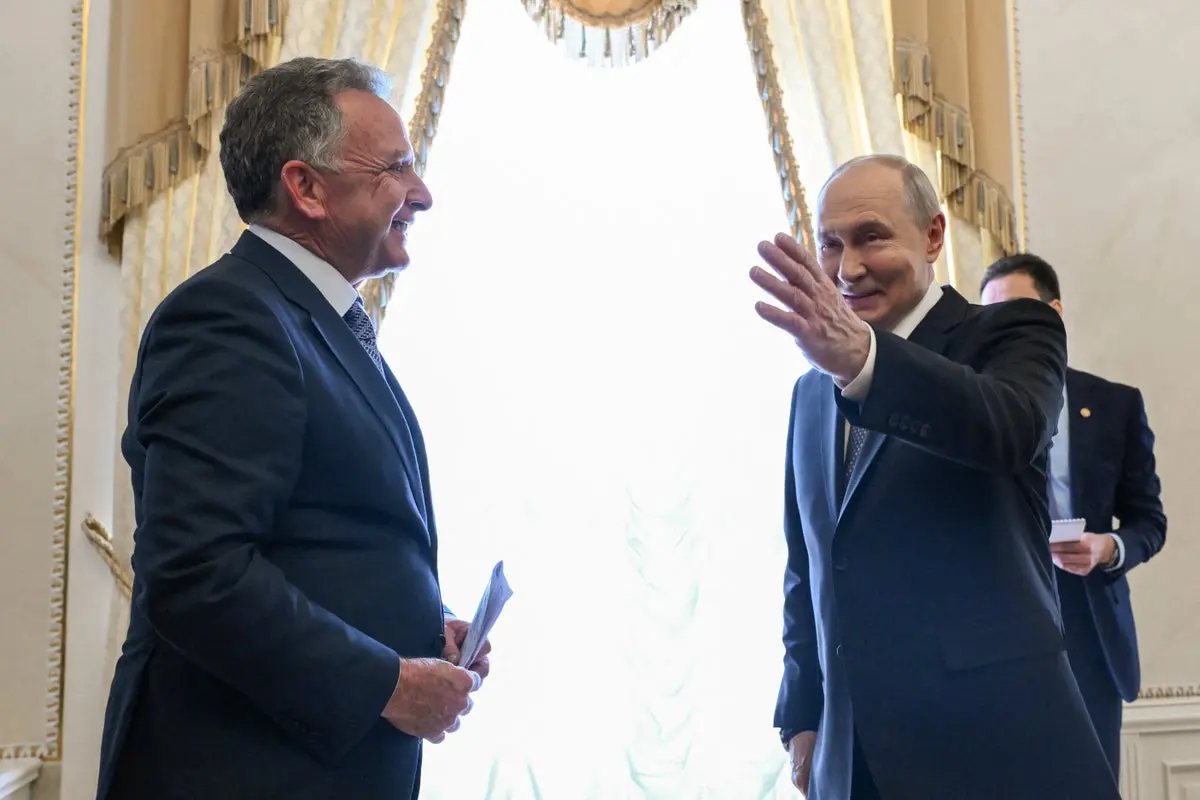 Witkoff îl numește pe Putin „umanitar” chiar când rachetele lovesc Kievul